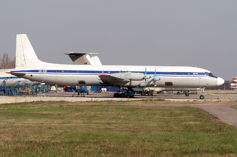 IL-18D Tandem Aero (Grixona) ER-ICB Bild KIV-1065
